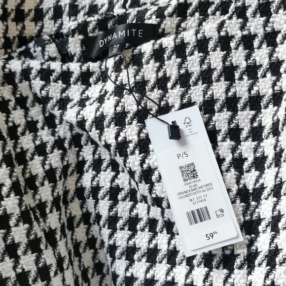 Dynamite Houndstooth Dress - Picture 2 of 4